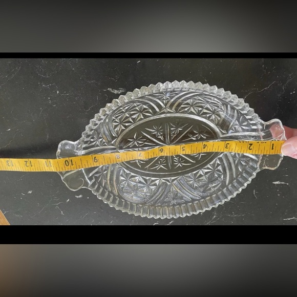 Anchor Hocking Serving Dish Stars Pattern 2 Compartment 10" x 6 1/4" Relish - Picture 3 of 5